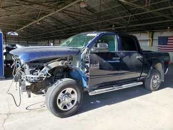 2018 Ram 2500 3C6UR5CLXJG137171