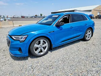 2019 Audi e-tron WA1LAAGE0KB002883