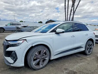 2024 Audi Q4 e-tron WA1LUBFZ1RP046910