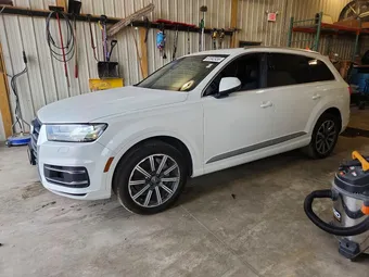 2017 Audi Q7 WA1VAAF7XHD006707