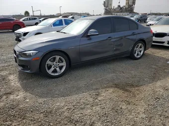 2015 BMW 3 Series WBA3C1C52FK120748
