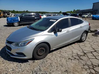 2018 Chevrolet Cruze 1G1BC5SM1J7203090
