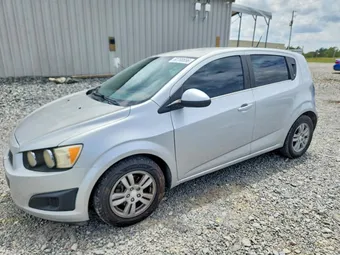 2015 Chevrolet Sonic 1G1JC6SH4F4103305