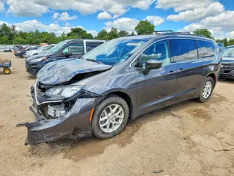 2020 Chrysler Voyager 2C4RC1DG0LR286163