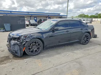 2019 Chrysler 300 2C3CCABG2KH648060