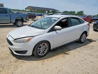 2017 Ford Focus 1FADP3F23HL254261
