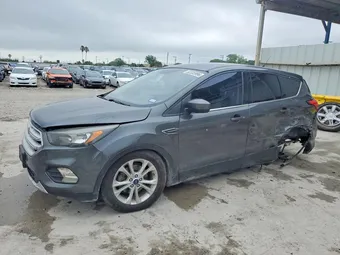 2019 Ford Escape 1FMCU0GD4KUB57158