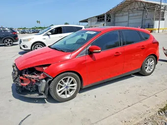 2016 Ford Focus 1FADP3K26GL338515