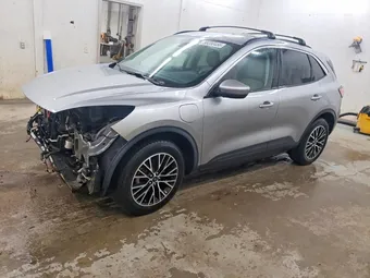 2022 Ford Escape Hybrid 1FMCU0KZ1NUA18273