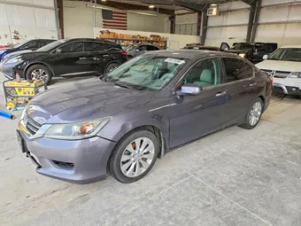 2015 Honda Accord 1HGCR2F83FA240451