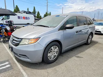 2016 Honda Odyssey 5FNRL5H26GB131611