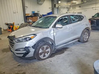 2017 Hyundai Tucson KM8J2CA43HU558572