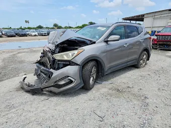 2018 Hyundai Santa Fe 5NMZUDLBXJH074382
