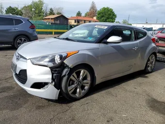 2017 Hyundai Veloster KMHTC6AD3HU321362