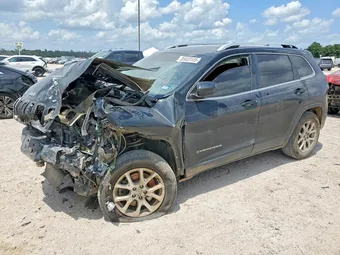 2016 Jeep Cherokee 1C4PJLCB4GW257499