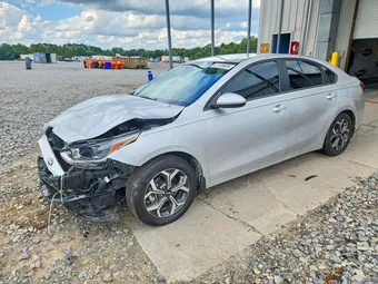 2021 Kia Forte 3KPF24AD5ME399076