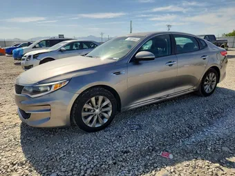 2017 Kia Optima 5XXGT4L30HG162210
