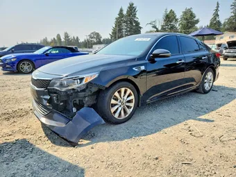 2017 Kia Optima 5XXGU4L37HG136510