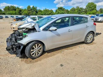 2015 Kia FORTE5 KNAFX5A85F5292910