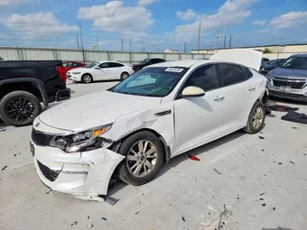 2016 Kia Optima KNAGT4L3XG5104329