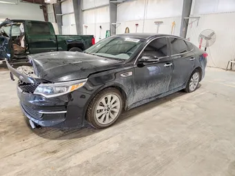 2018 Kia Optima 5XXGT4L33JG263215