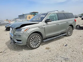 2019 Lincoln Navigator 5LMJJ2LT0KEL17729