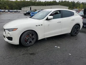 2021 Maserati Levante ZN661XUA8MX370742