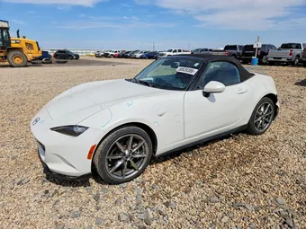 2022 Mazda MX-5 JM1NDAD77N0503877