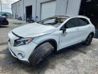 2018 Mercedes-Benz GLA-Class WDCTG4EB6JJ398640