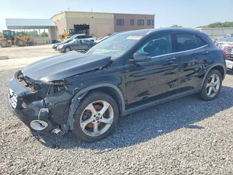 2018 Mercedes-Benz GLA-Class WDCTG4EB6JJ389937