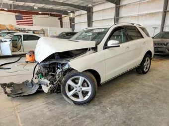 2016 Mercedes-Benz GLE-Class 4JGDA5HB9GA786852
