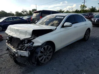 2018 Mercedes-Benz E-Class WDDZF4JB0JA381377