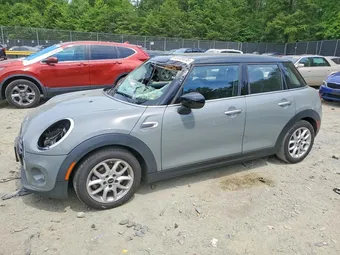 2021 Mini Hardtop WMWXU7C02M2N00224