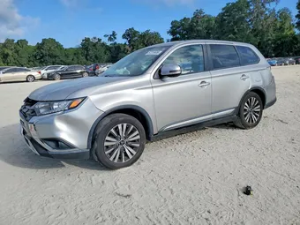 2019 Mitsubishi Outlander JA4AD3A32KZ047655