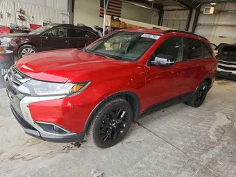 2018 Mitsubishi Outlander JA4AZ3A38JZ029130