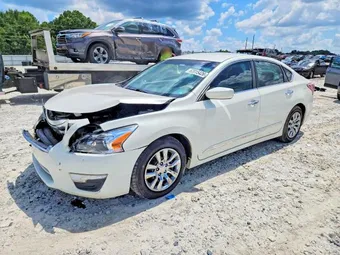 2015 Nissan Altima 1N4AL3AP7FC102661