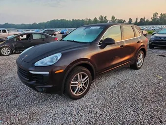 2016 Porsche Cayenne WP1AA2A22GLA10498