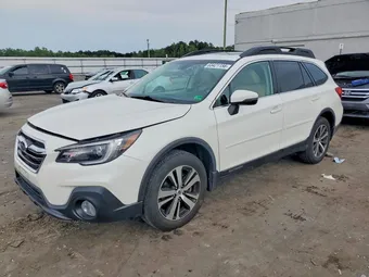 2018 Subaru Outback 4S4BSENC4J3214763