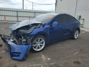 2020 Tesla Model Y 5YJYGDEE1LF030530
