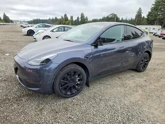 2023 Tesla Model Y 7SAYGDEE9PF921030