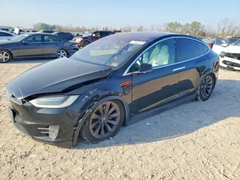 2017 Tesla Model X 5YJXCDE26HF056769