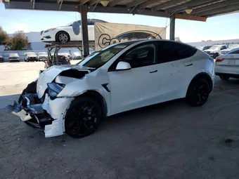2022 Tesla Model Y 7SAYGDEEXNF435162