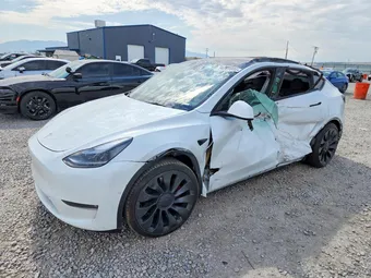 2022 Tesla Model Y 7SAYGDEFXNF461530
