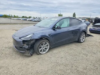 2022 Tesla Model Y 7SAYGDEE8NF549306