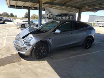 2024 Tesla Model Y 7SAYGDEE4RF154724 Lot 58600976