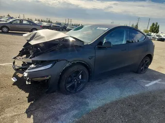 2026 Tesla Model Y 7SAYGDED9TF525438