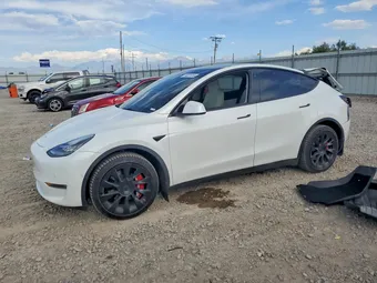 2021 Tesla Model Y Long 5YJYGDEE6MF279326