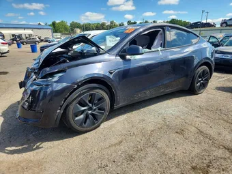 2024 Tesla Model Y 7SAYGDEE6RA330234