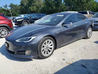 2017 Tesla Model S 5YJSA1E21HF232447