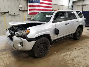 2018 Toyota 4Runner JTEBU5JR3J5515985